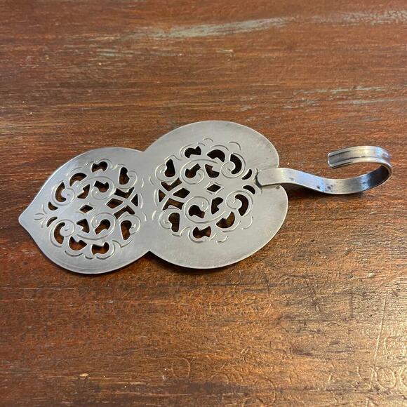 Silverplated Vintage Denmark  Pie or Cake Finger Loop Server 6" - Picture 2 of 5